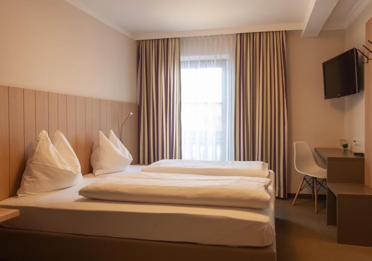 Neuwirt - Boutiquehotel & Wirtshaus Bad Vigaun Εξωτερικό φωτογραφία